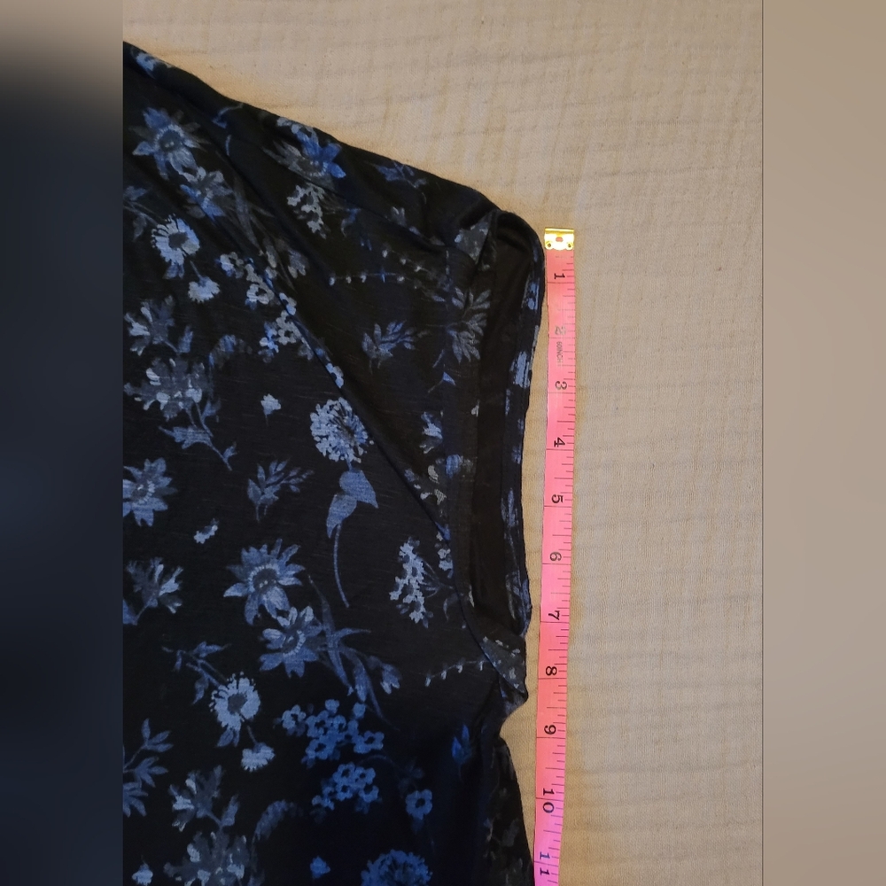 Lucky Brand Sandwash Slit Front Short Sleeve Shirt - Picture 5 of 8